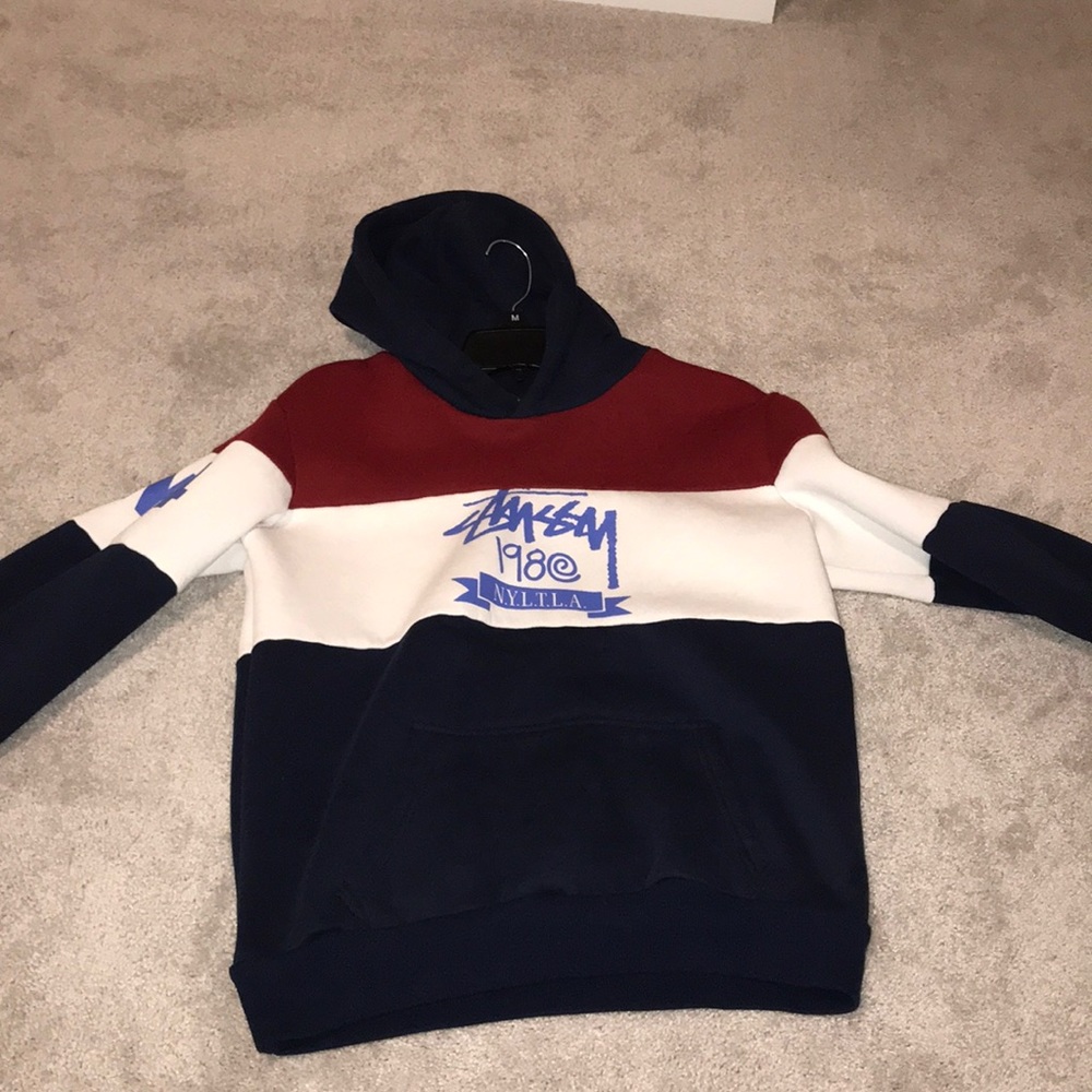 STUSSY WOMENS HOODIE